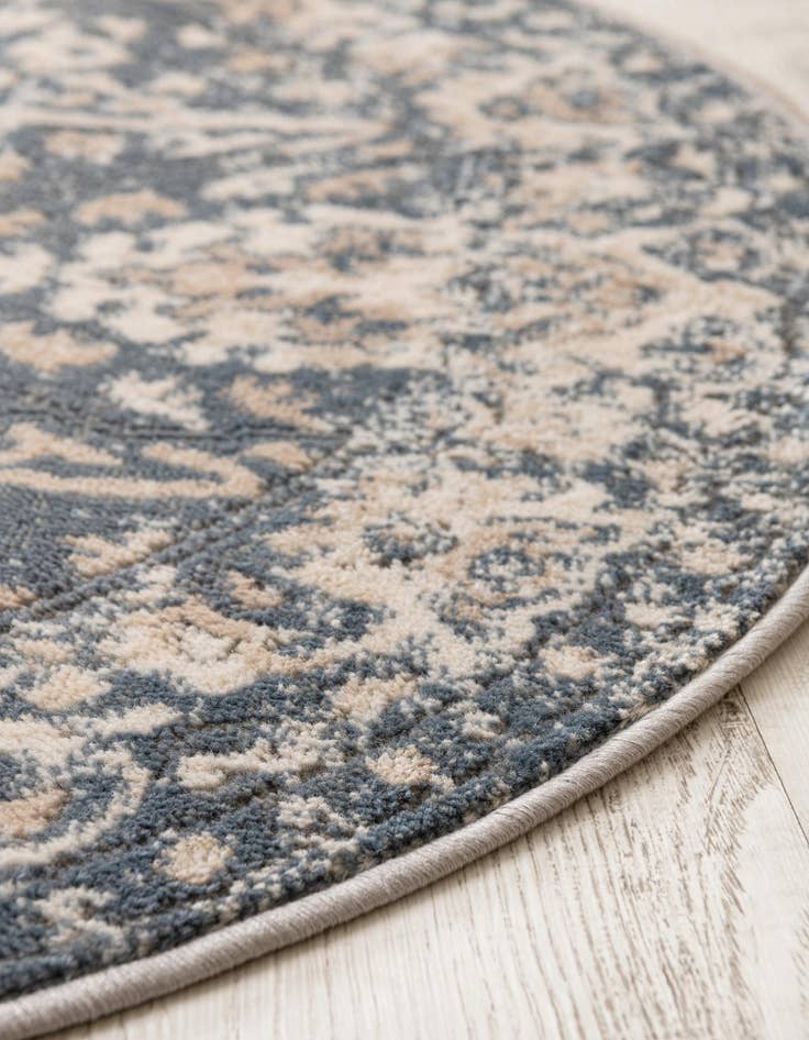Detail image of  5' 3 x 8' Oregon Oval Rug