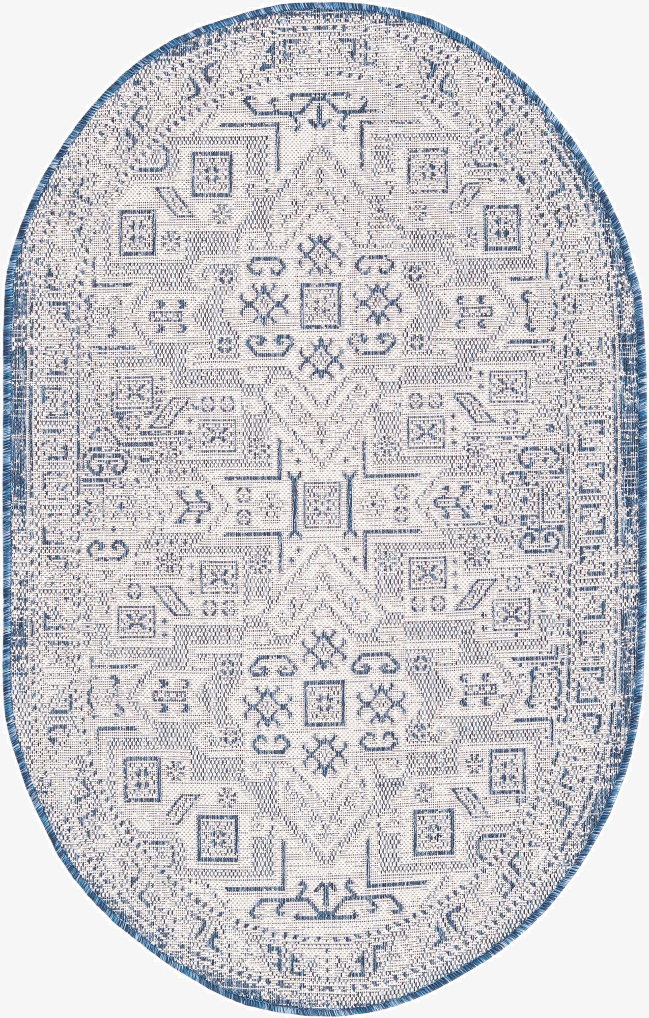  3' x 5' 3  Washable Aztec Indoor / Outdoor Oval Rug