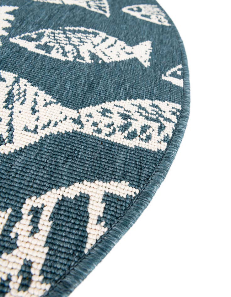 Detail image of  2' x 3'  Washable Coastal Indoor / Outdoor Oval Rug