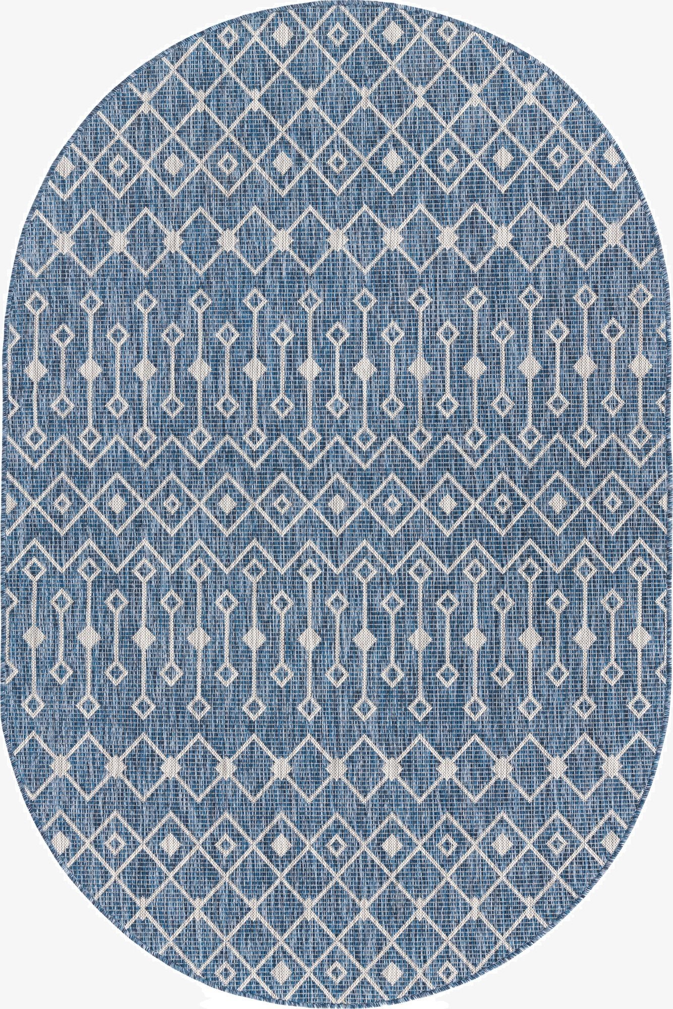  5' 3 x 8'  Washable Lattice Indoor / Outdoor Oval Rug