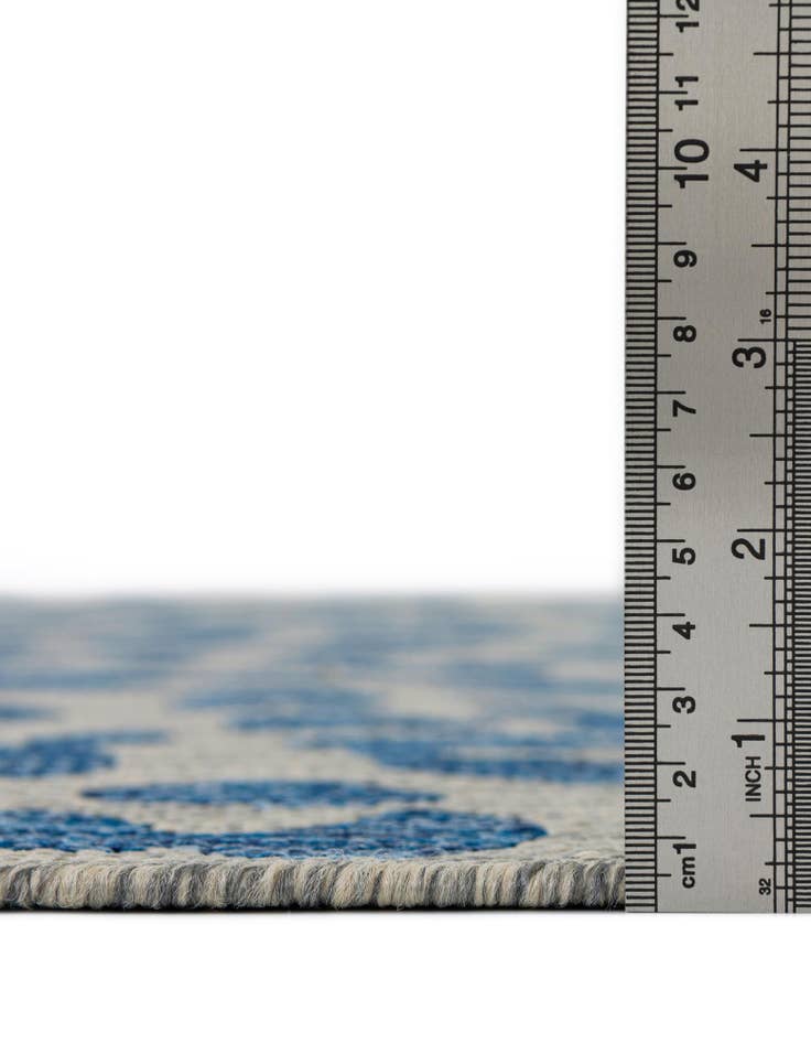 Detail image of  4' x 6'  Washable Safari Indoor / Outdoor Oval Rug