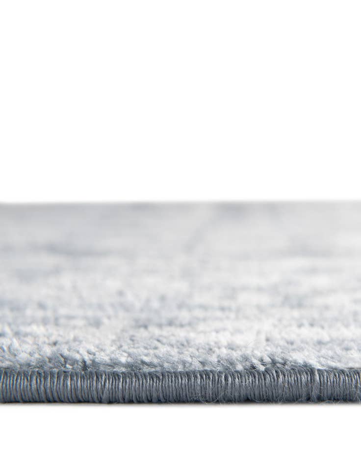 Detail image of  8' x 10' Oxford Oval Rug