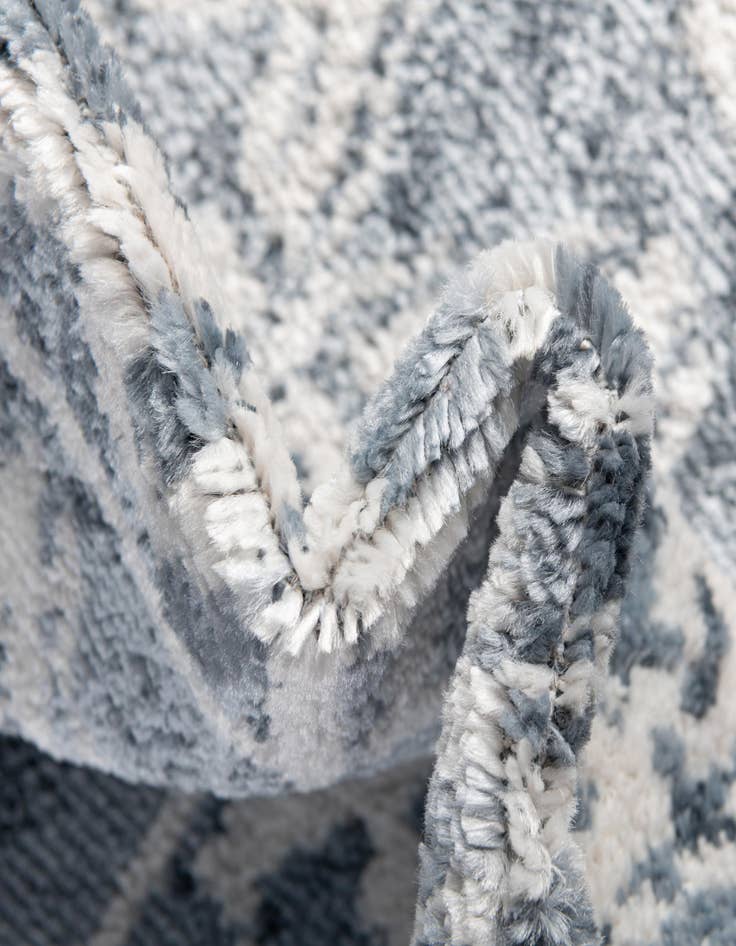 Detail image of  8' x 10' Oxford Oval Rug