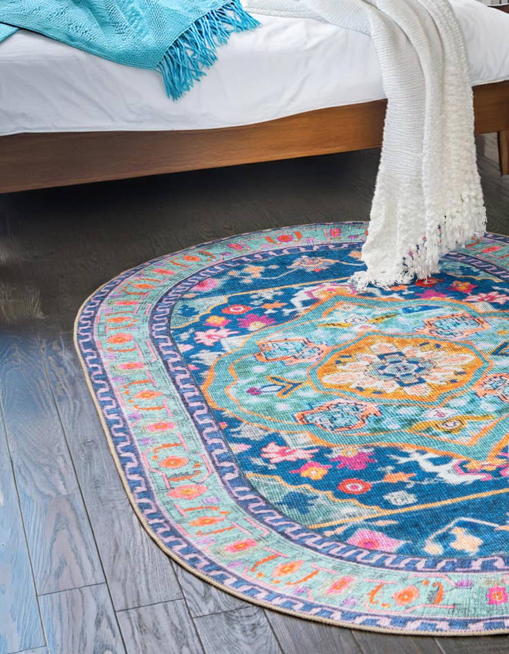 Detail image of  7' 6 x 10' 6 Timeless Oval Rug