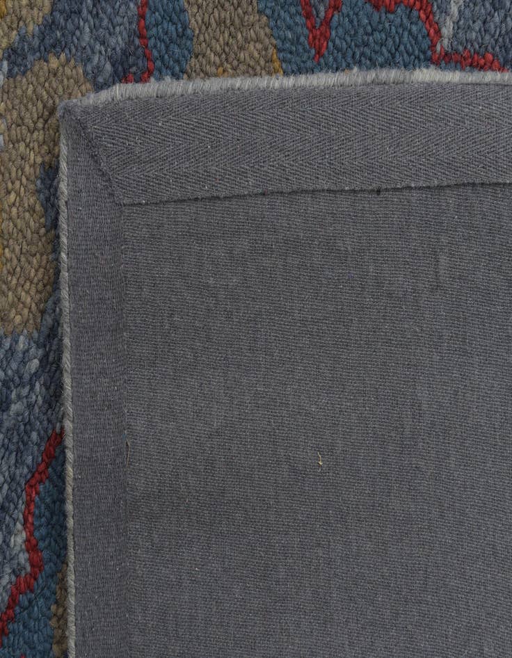 Detail image of  5' 1 x 7' 10 Agra Wool Rug