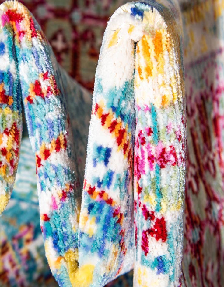 Detail image of  10' x 13' Alexis Rug