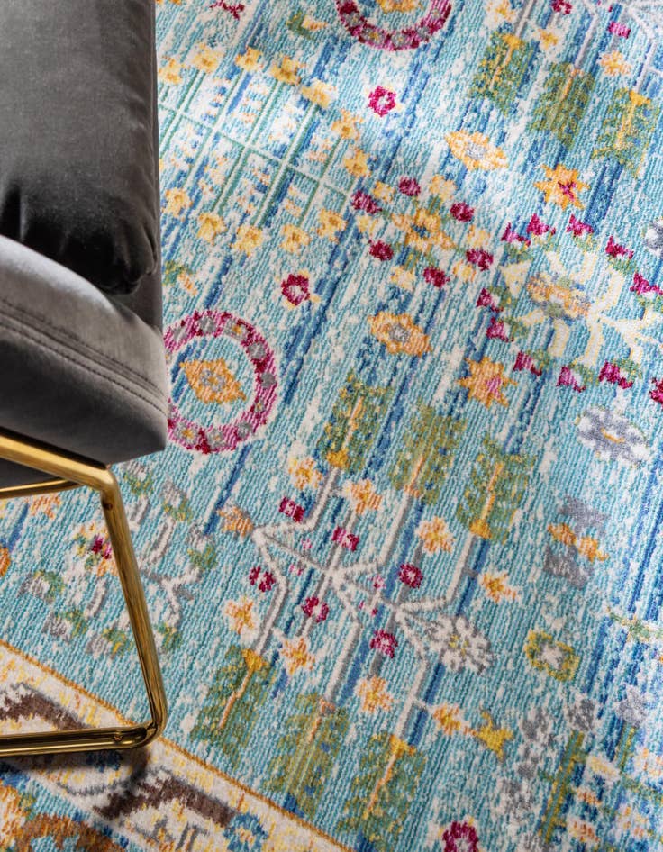 Detail image of  4' x 6' Alexis Rug