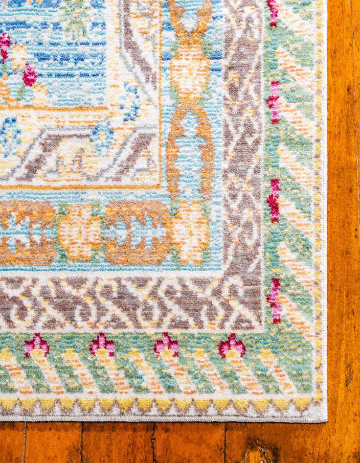 Detail image of  4' x 6' Alexis Rug