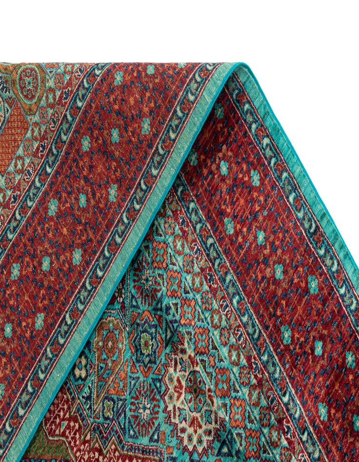 Detail image of  6' 8 x 9' 8 Amina Wool Rug