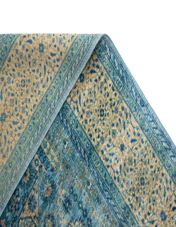 Detail image of  8' x 9' 10 Amina Rug