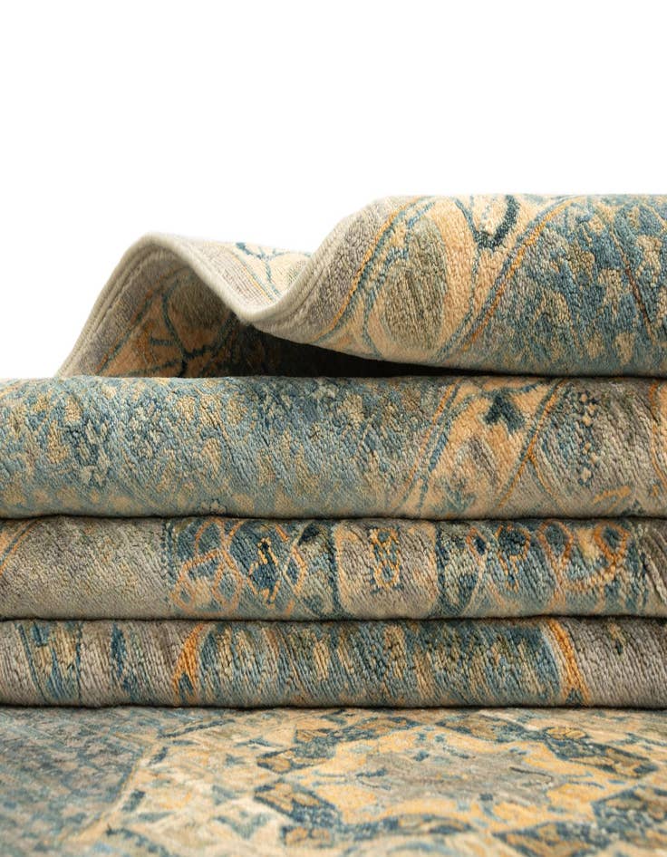 Detail image of  9' 2 x 12' Amina Rug