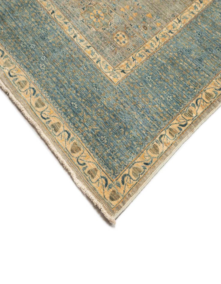 Detail image of  9' 2 x 12' Amina Rug