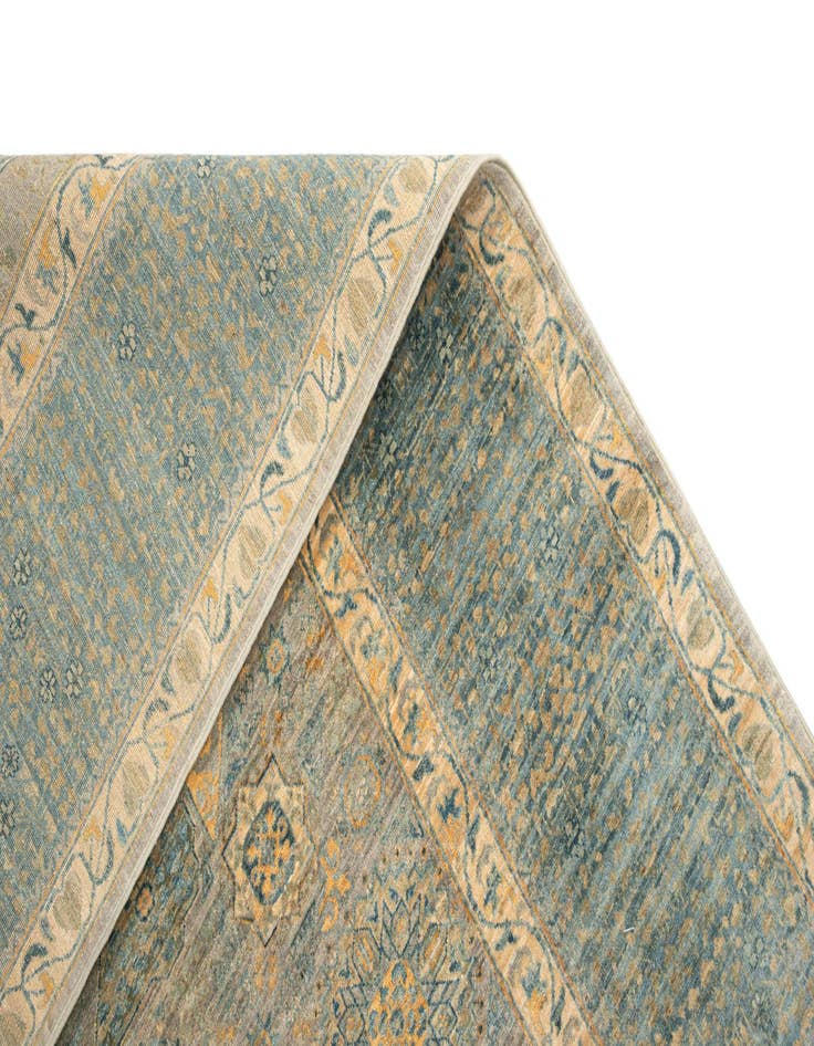 Detail image of  9' 2 x 12' Amina Rug