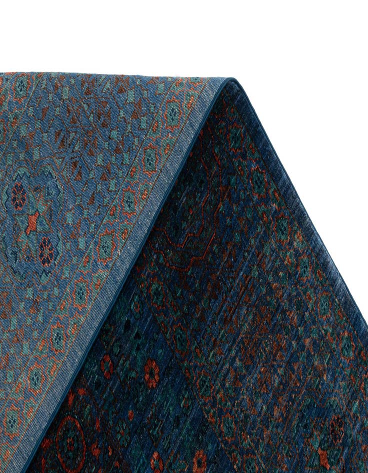 Detail image of  8' x 10' 3 Amina Rug