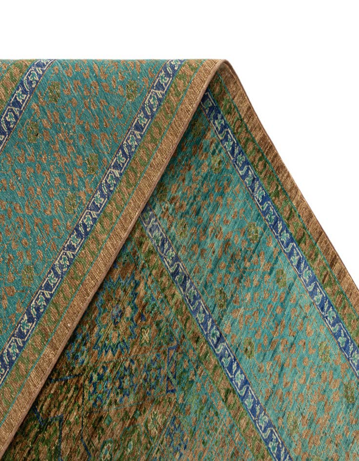Detail image of 5' 11 x 7' 7 Amina Rug