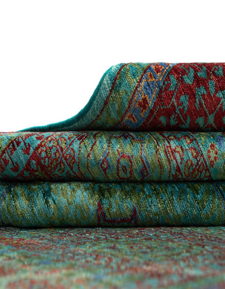 Detail image of  5' 11 x 7' 10 Amina Rug