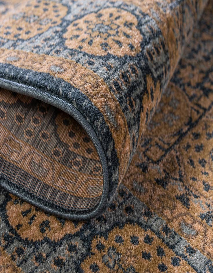 Detail image of  2' x 3' Amina Rug