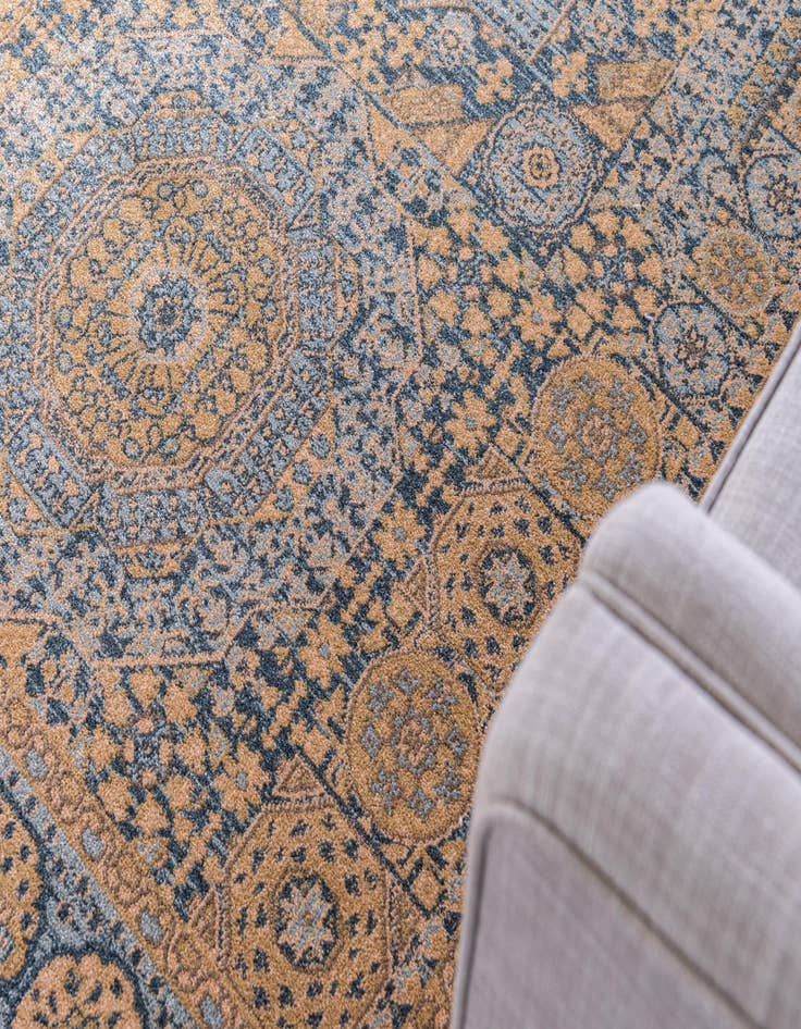 Detail image of  2' x 3' Amina Rug