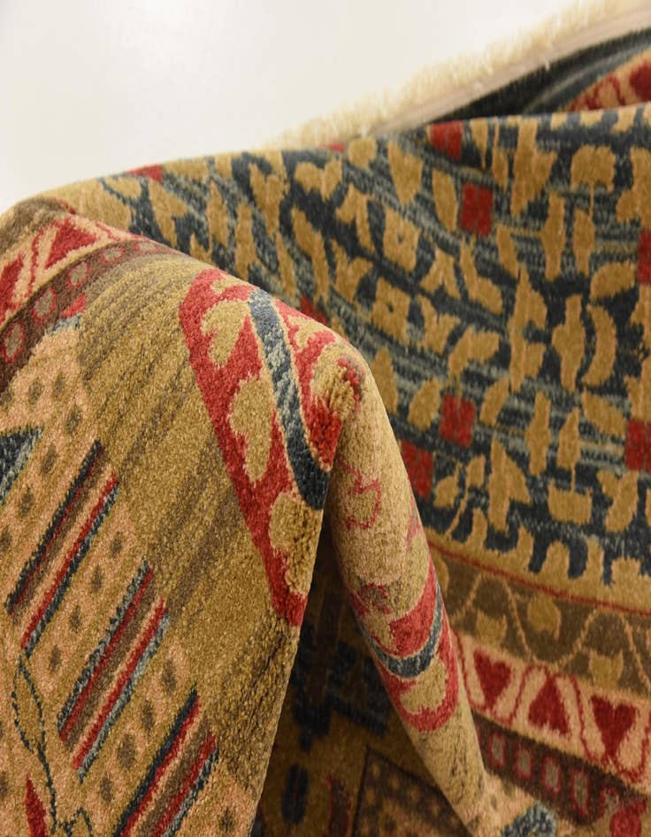 Detail image of  10' x 11' 4 Amina Rug