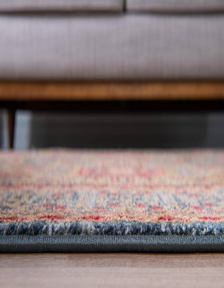 Detail image of  2' x 3' Amina Rug