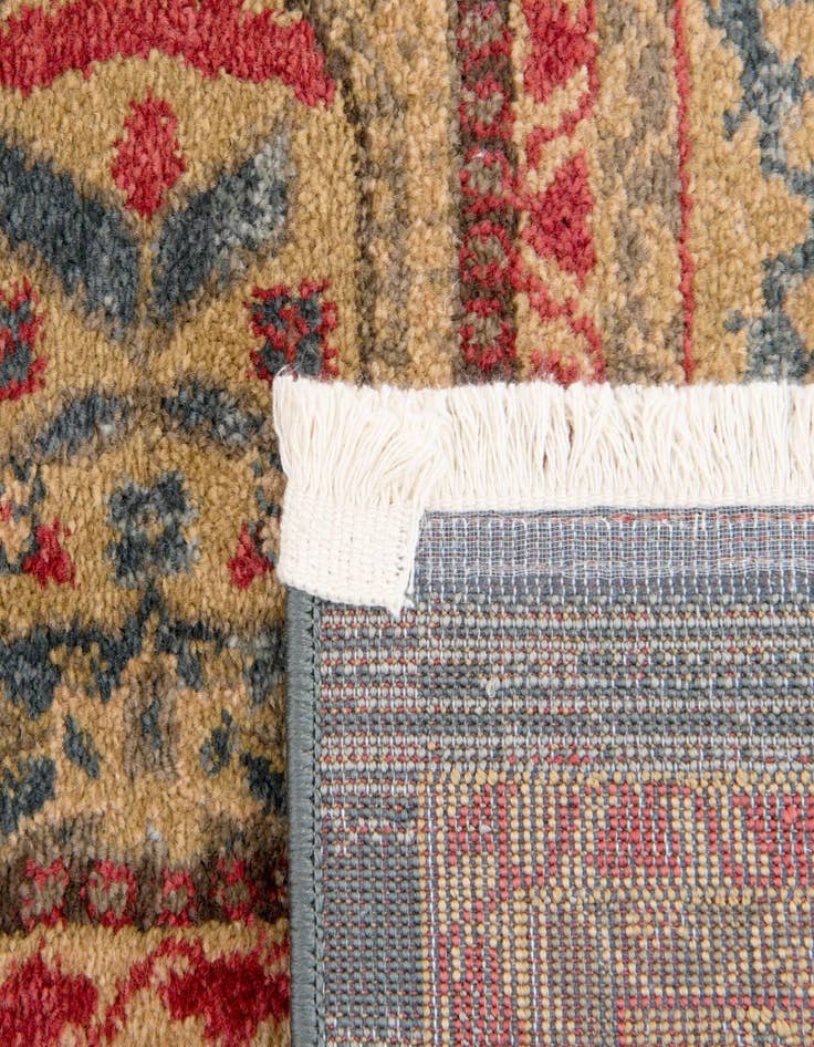 Detail image of  2' x 3' Amina Rug