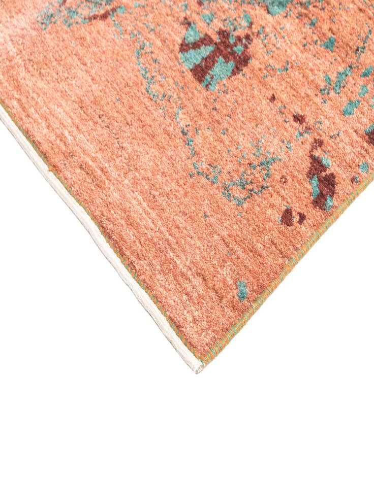 Detail image of  5' 6 x 7' 9  Hand Knotted Anar Rug