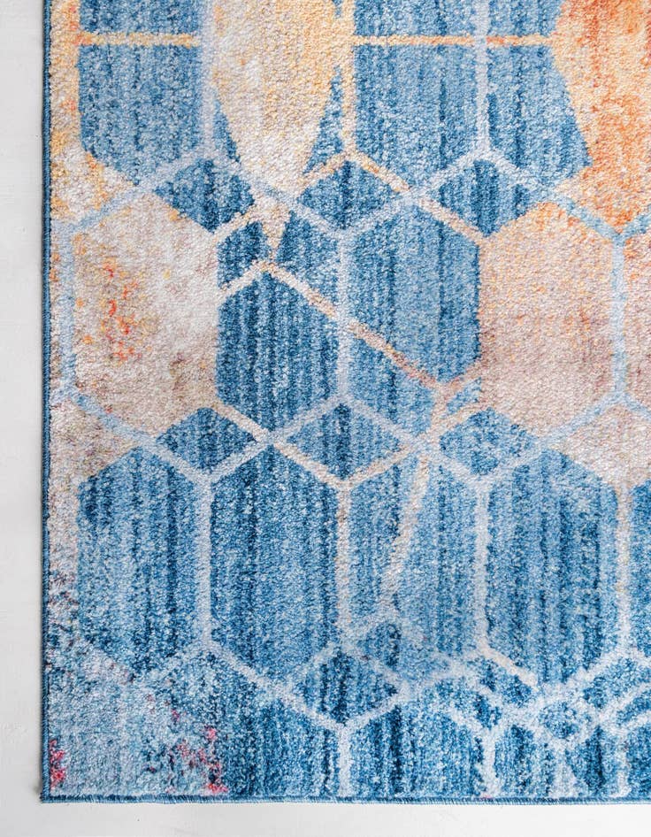Detail image of  7' x 10' Andromeda Rug
