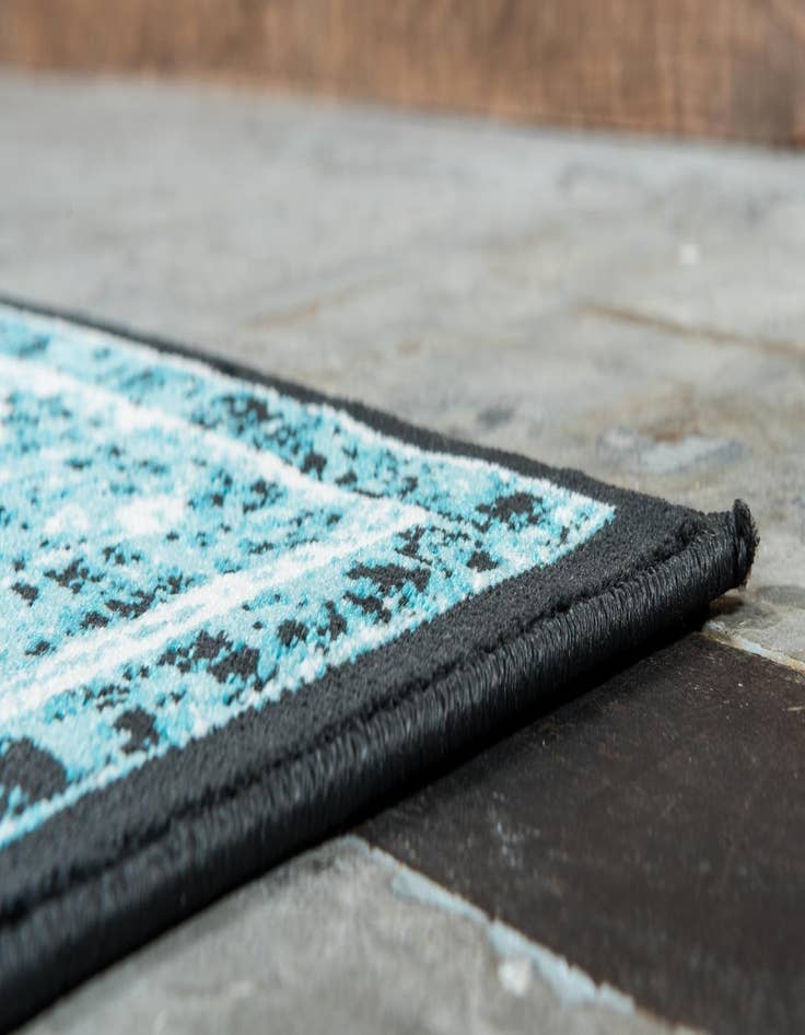 Detail image of  8' x 11' 6 Ankara Rug