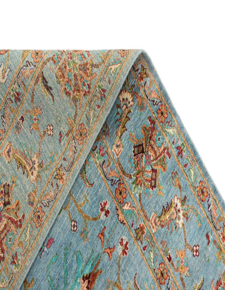 Detail image of  6' 10 x 9' 9 Ariana Rug