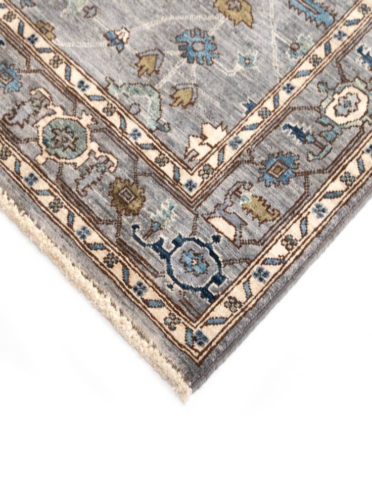 Detail image of  4' 1 x 5' 11 Ariana Wool Rug