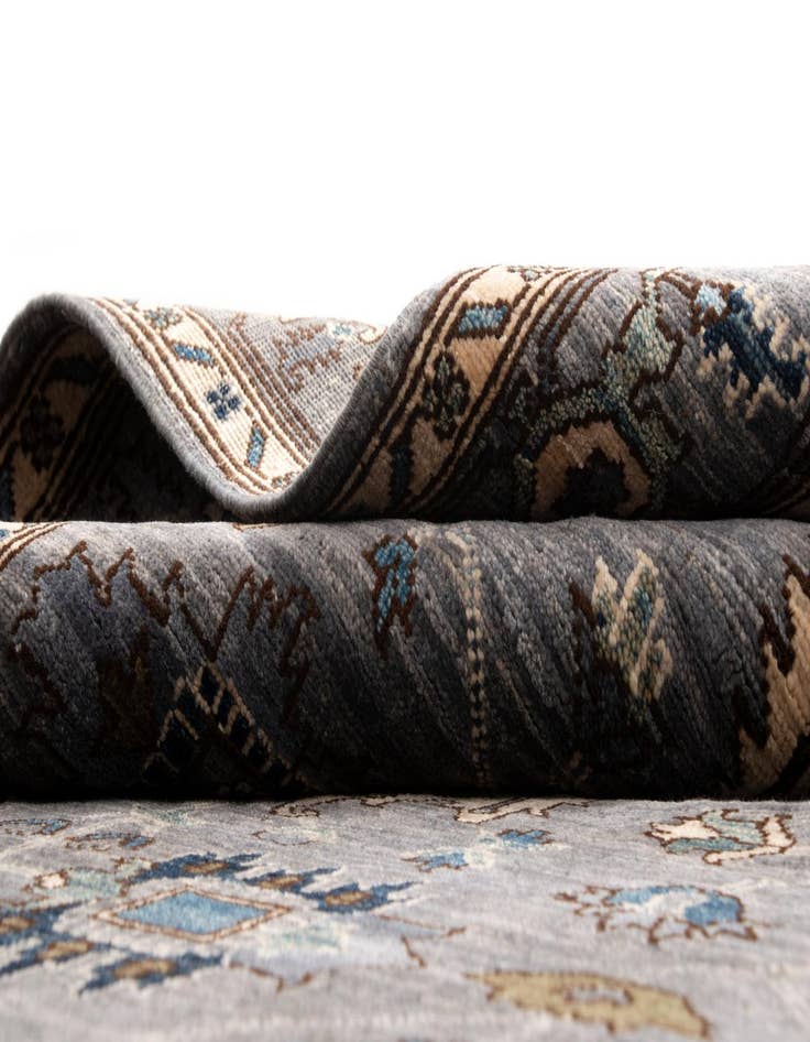 Detail image of  4' 1 x 5' 11 Ariana Wool Rug