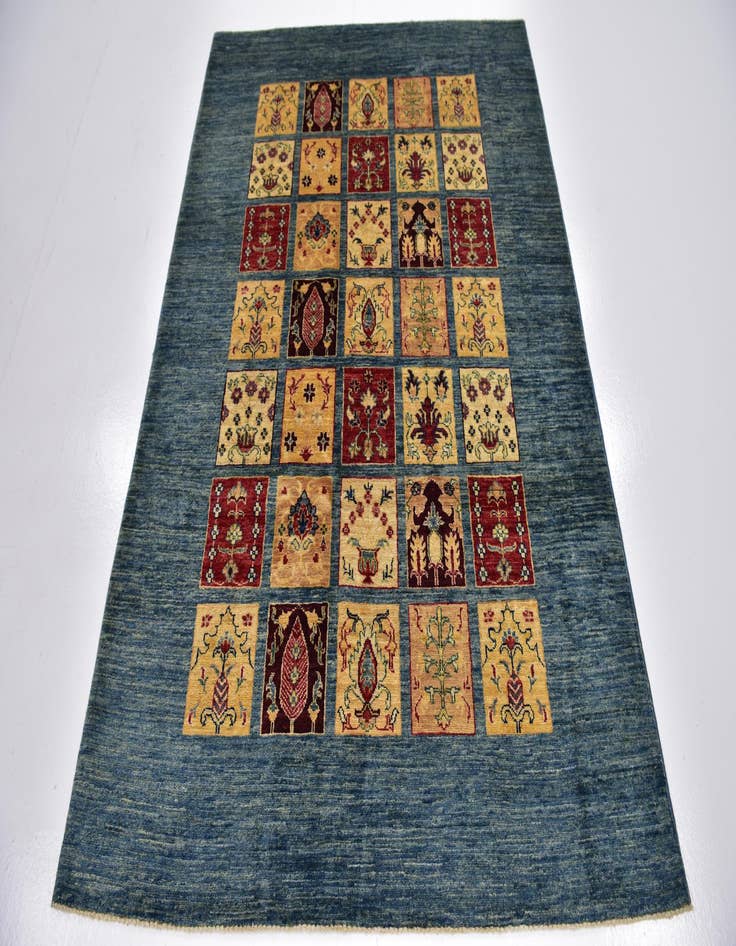 Detail image of  4' 10 x 6' 8  Hand Knotted Ariana Ziegler Rug