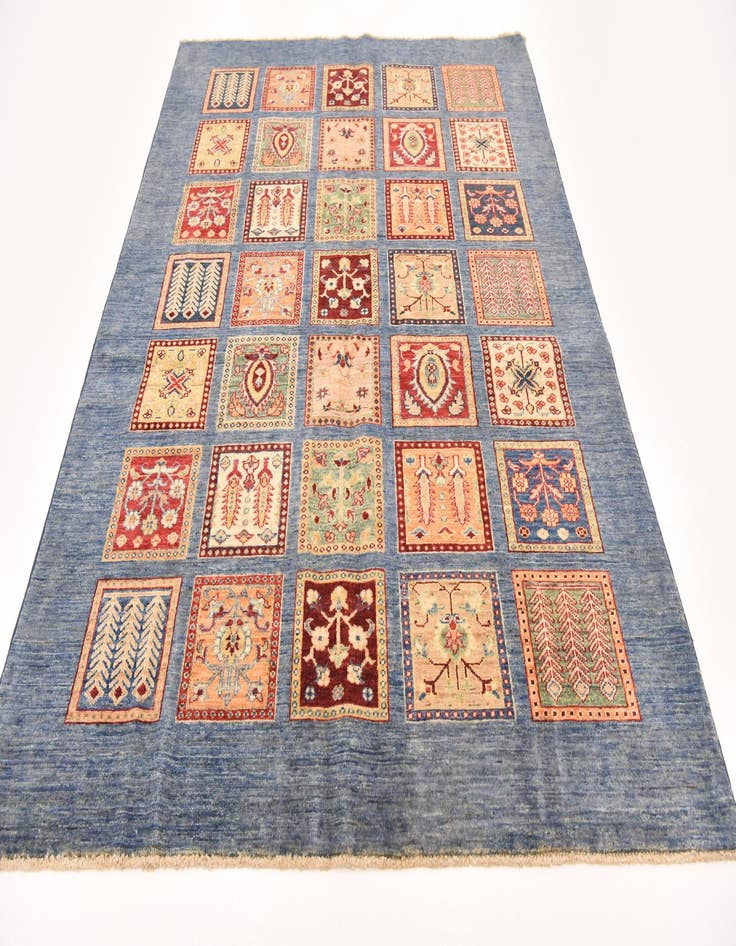 Detail image of  5' 2 x 6' 10  Hand Knotted Ariana Ziegler Rug