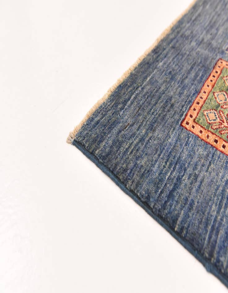 Detail image of  5' 2 x 6' 10  Hand Knotted Ariana Ziegler Rug