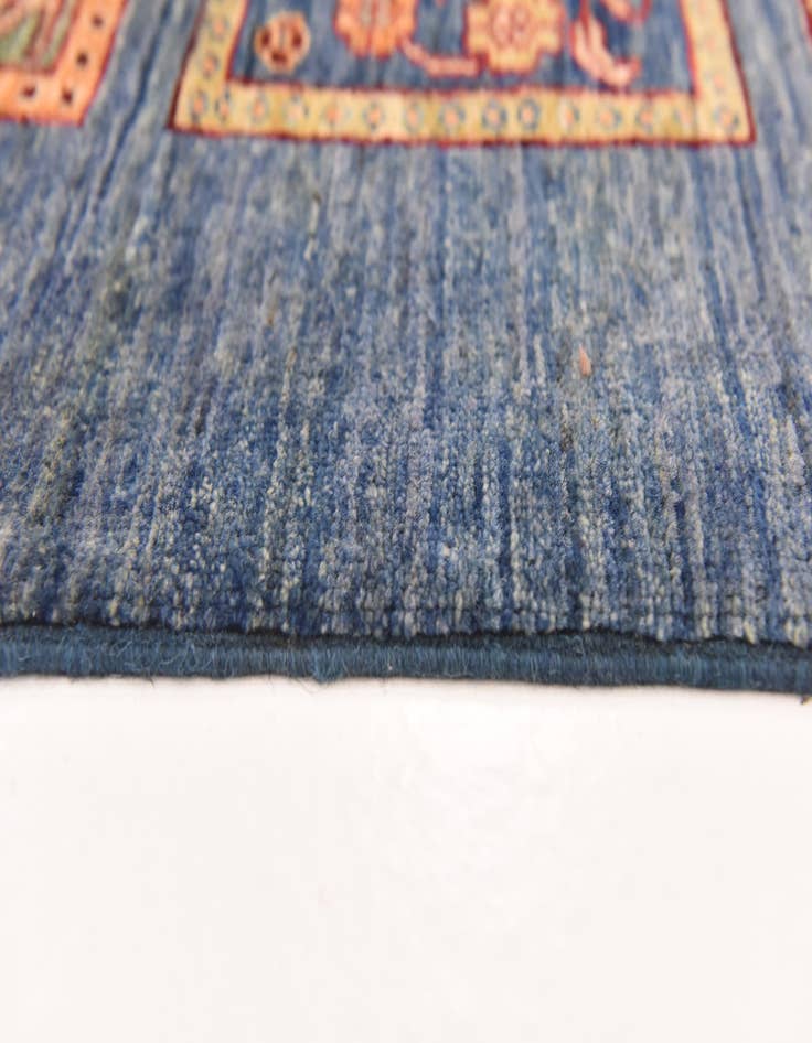 Detail image of  5' 2 x 6' 10  Hand Knotted Ariana Ziegler Rug