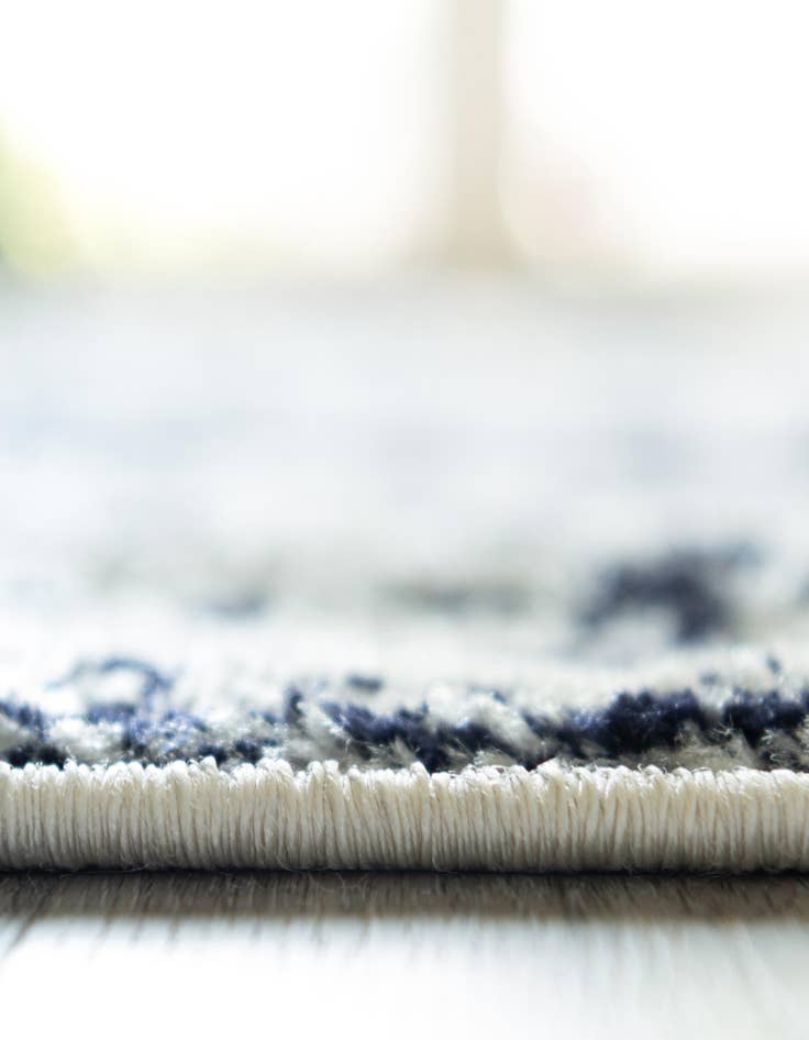 Detail image of  10' x 14' Arlington Rug