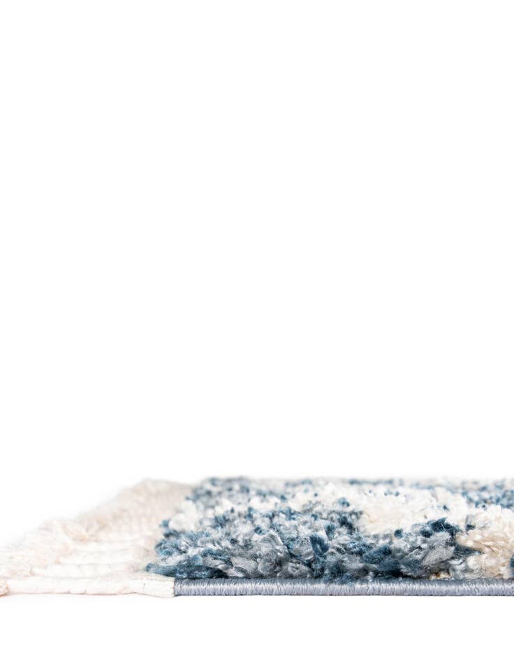 Detail image of  8' x 10' Athena Shag Rug