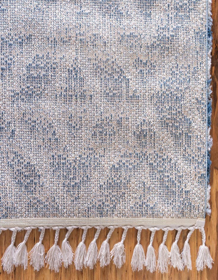 Detail image of  4' x 6' Athena Shag Rug