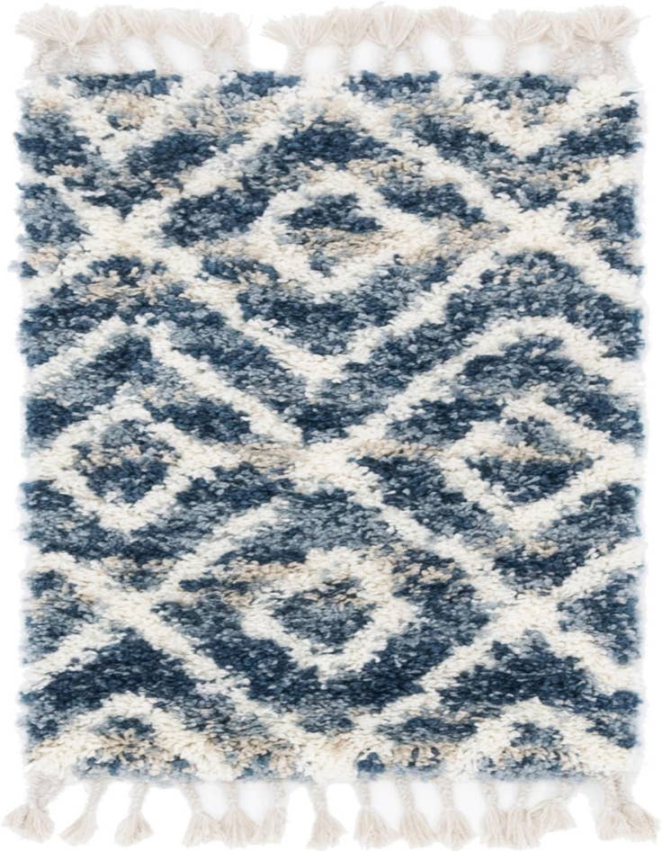 Detail image of  2' 2 x 3' Athena Shag Rug