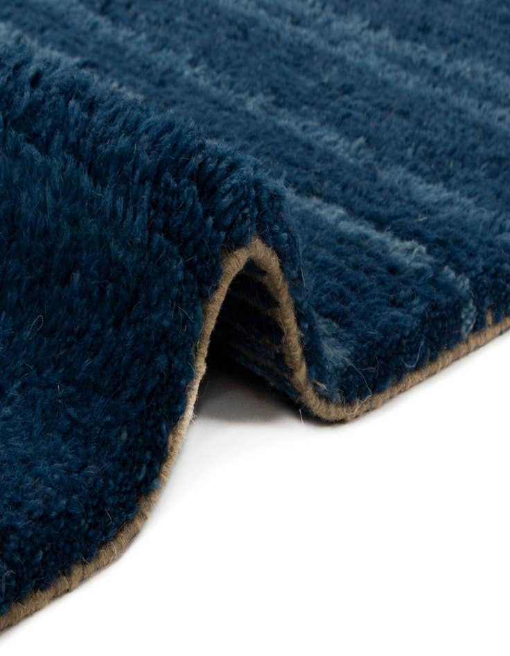 Detail image of  8' 6 x 10' 1 Atlas Tibet Wool Rug