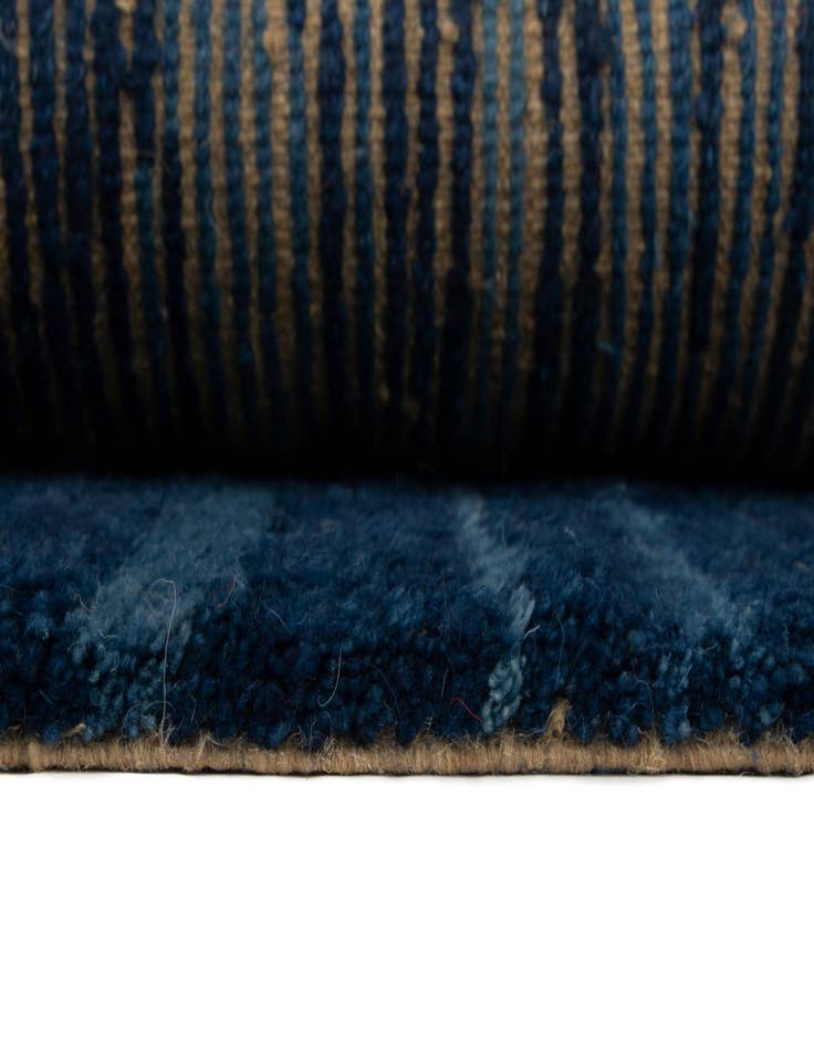 Detail image of  8' 6 x 10' 1 Atlas Tibet Wool Rug