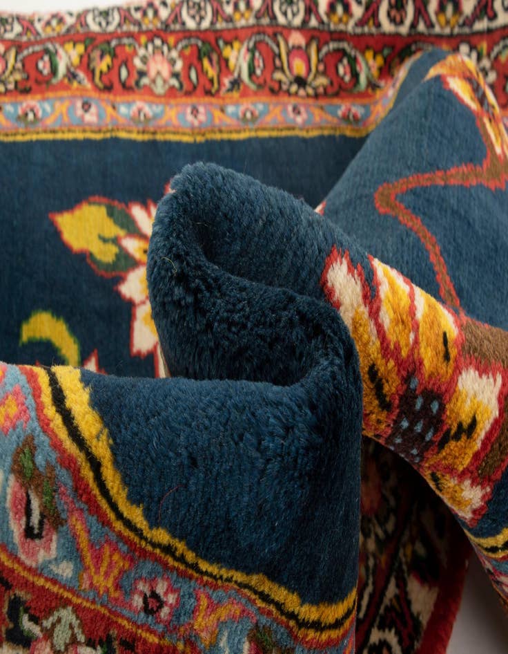 Detail image of  3' 5 x 4' 10  Hand Knotted Bachtiar Persian Wool Rug