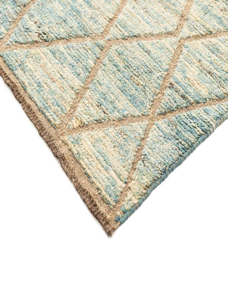 Detail image of 5' 6 x 7' 11 Beni Marok Rug