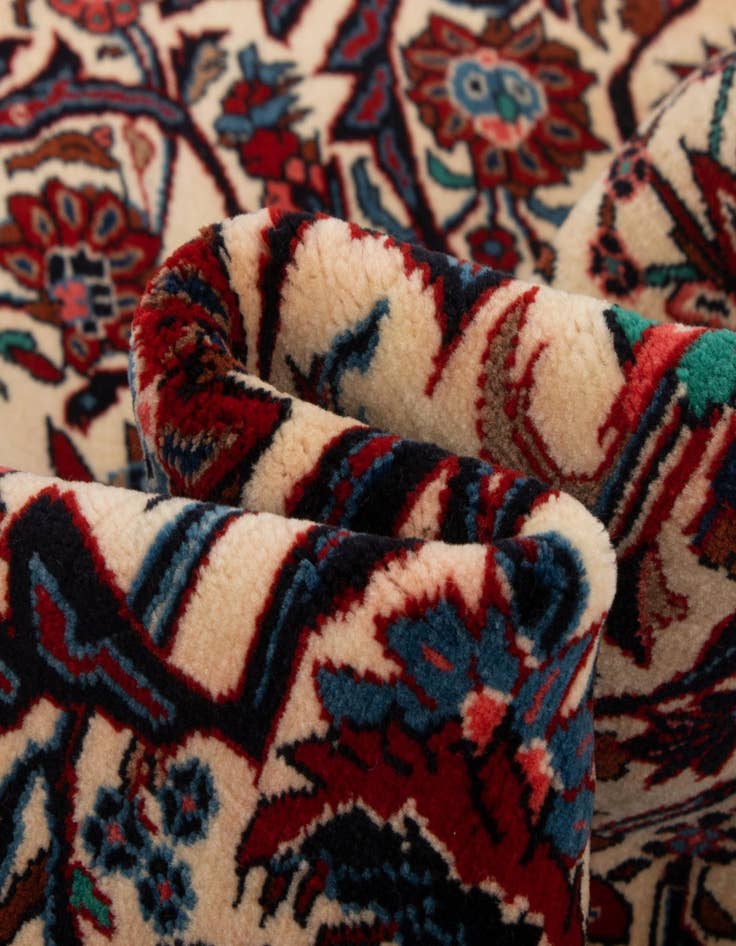 Detail image of  4' 7 x 6' 1 Bidjar Wool Rug