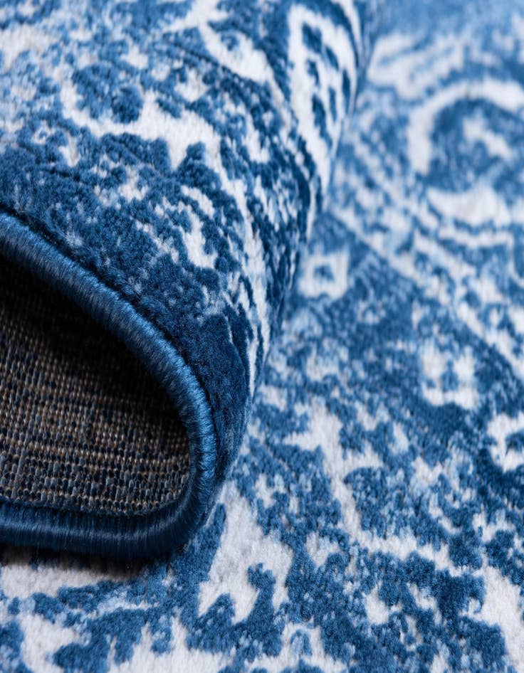 Detail image of  3' 3 x 5' 3 Boston Rug