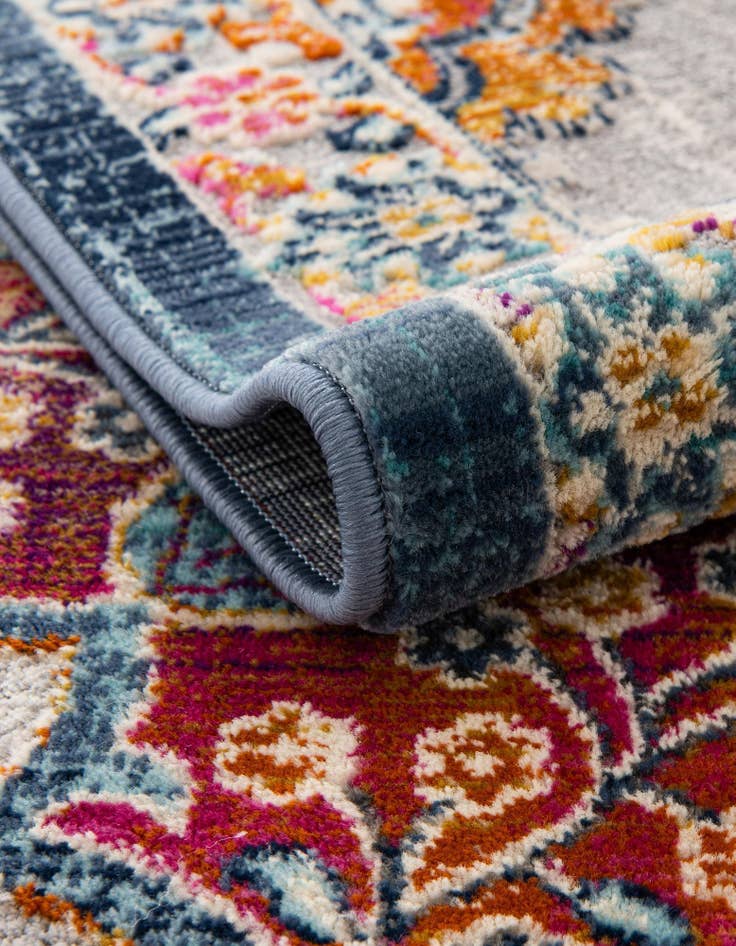 Detail image of  4' x 6' Budapest Rug