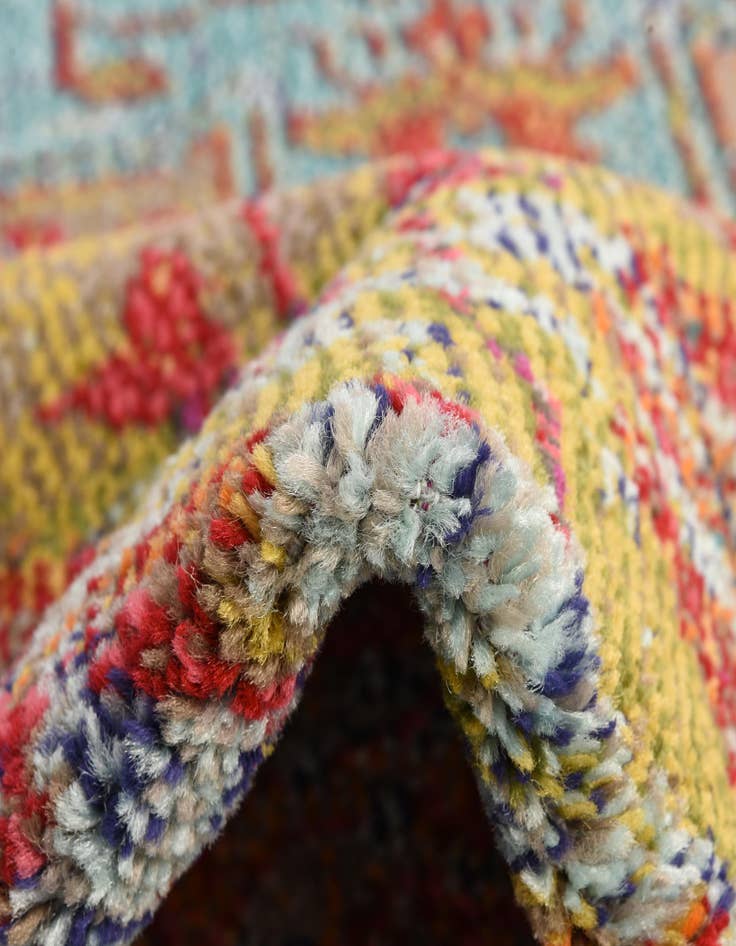 Detail image of  8' x 10'  Washable Carnevale Rug