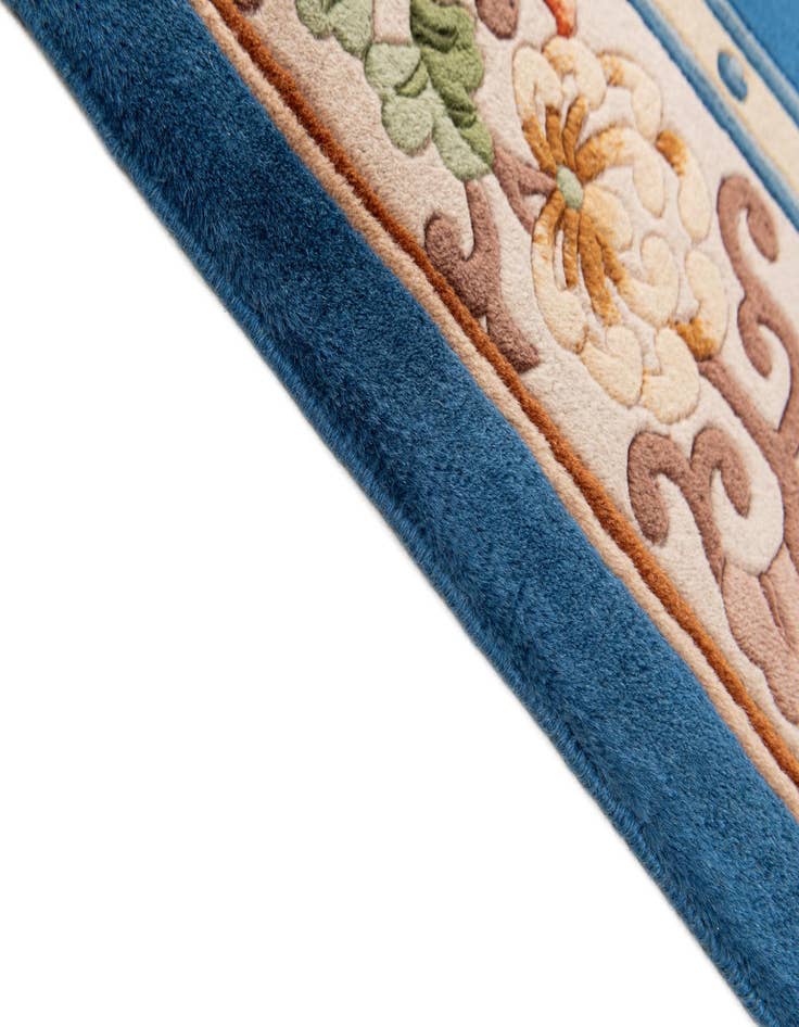 Detail image of  4' 11 x 8' 4  Hand Knotted Carved Pekin Wool Rug