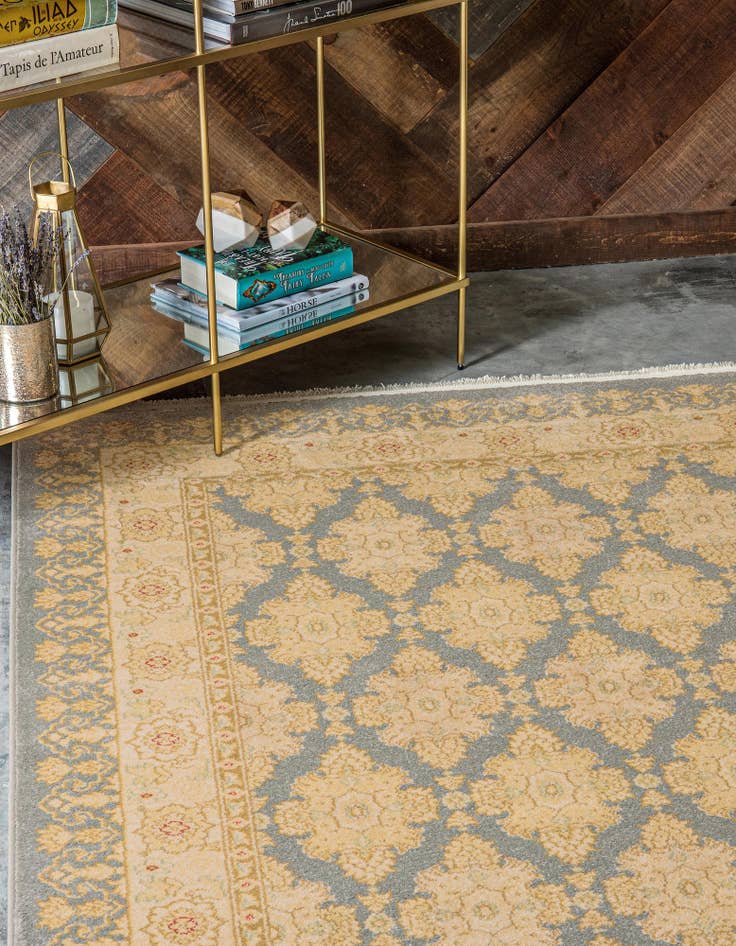 Detail image of  7' x 10' Chelsea Rug