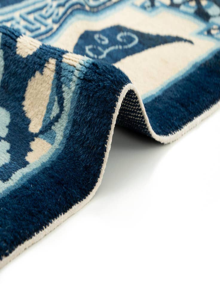 Detail image of  8' 11 x 11' 7  Hand Knotted China Rug